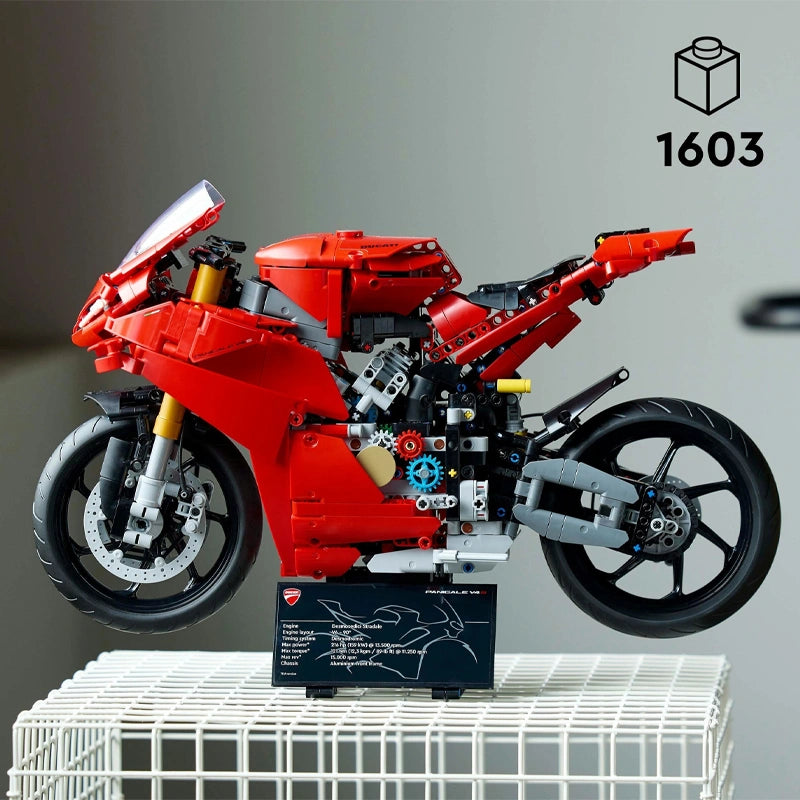 Ducati Panigale V4 S LEGO Technic